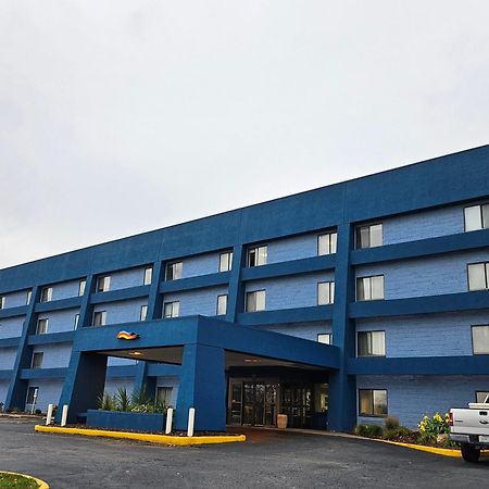 Days Inn By Wyndham Davenport Exterior foto