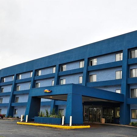Days Inn By Wyndham Davenport Exterior foto